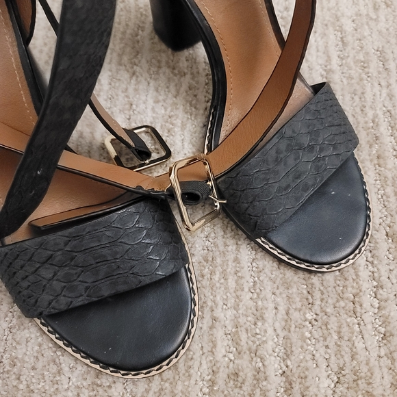 BCBG Luisella Criss Cross Ankle Strap Sandal - Picture 4 of 7